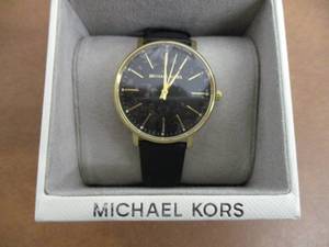 lot 18 image: Michael Kors Ladies Dyper Gold Tone...