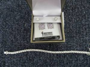 lot 30 image: Earring and Bracelet Set...