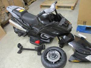 lot 61 image: Mini Battery operated Motorcycle b...
