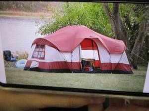 lot 81 image: Outdoor Spirit 18 x 10 10 person ...