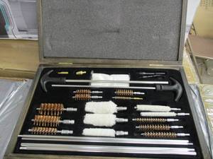 lot 92 image: High Desert 3 in 1 Gun Cleaning Kit...