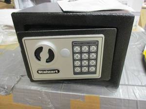 lot 100 image: Stalwart Electronic Safe...