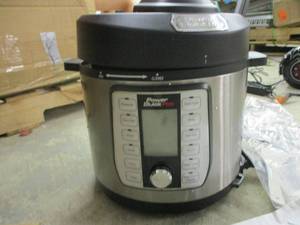 lot 106 image: 6 quart Power Quick Pot tested and...