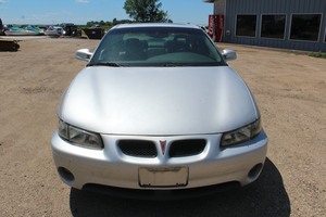 lot 5752 image: 2003 Pontiac Grand Prix GT