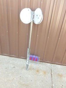 lot 5 image: Heavy Duty steel spinning shooting target. As shown.