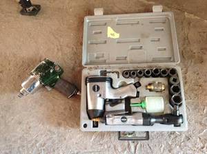 lot 45 image: Air Tools