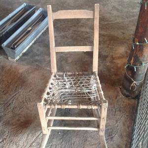 lot 77 image: Antique Rocking Chair