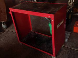 lot 85 image: Shop Cart on Wheels