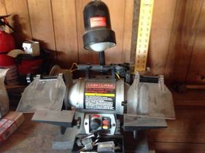 lot 128 image: Craftsman 6 Variable Speed Grinding Center