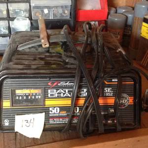 lot 134 image: Battery Charger