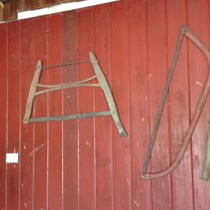 lot 149 image: Vintage Saws