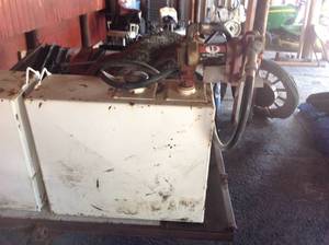 lot 152 image: Diesel Fuel Tank With Pump