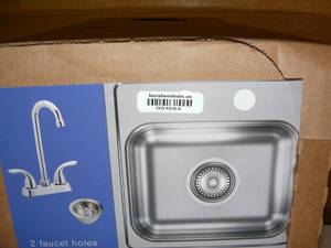 Dayton 15-in x 15-in Satin Single Bowl Drop-In 2-Hole Residential Kitchen Sink All-in-One Kit