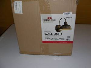 Design House Mason 11-in H Oil Rubbed Bronze Dark Sky Medium Base (E-26) Outdoor Wall Light