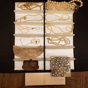 Vintage Pearl Necklaces, Fresh Water Pearls, Pearl Beaded Collar, Beads & Pearls To Be Re-Strung)