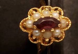 Red Stone Ring - Marked 14K