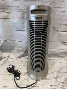 lot 9 image: Hunter 30840 4 in 1 HEPA Air Purifier
