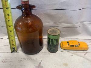 lot 55 image: Vintage Hi-lex Bottle, Serco, and Toy Car