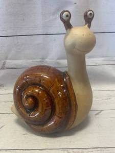 lot 67 image: Vintage Pottery Snail 9 Tall