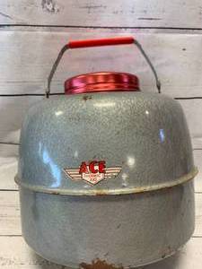 lot 110 image: 1950s ACE Thermic Jug RARE 11 Tall