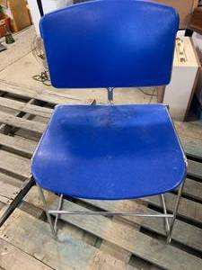 lot 111 image: Steelcase Max Stacker Chair