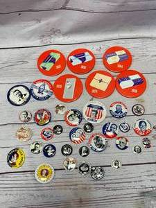 lot 116 image: Large Lot of Vintage Pins