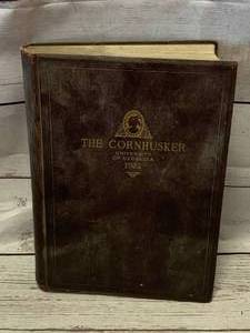 lot 127 image: The Cornhusker University of Nebraska 1922 Yearbook