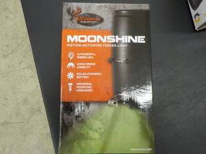 Moonshine Motion Activated Feeder L...