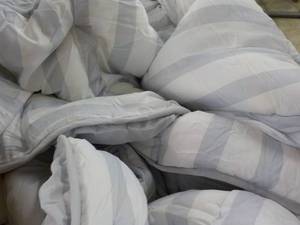 Linen Spa Queen Size Comforter...