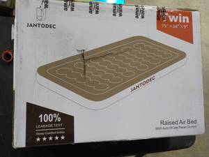 Janto Dec Raise Dair Ben twin size ...