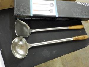 Lotus Chuan and Hoak Wok Set...
