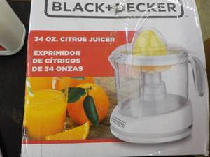 Black and Decker 34 oz Citrus Juice...