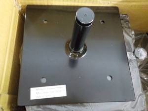 4 Metal Seat Mechanisms...