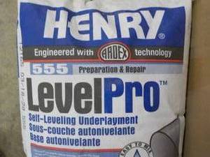 Henry 40 lb. Bag Level Pro...