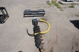 lot 12 image: Brand New Universal Mount Bobcat Skid Loader Skid Steer Hydraulic Auger Attachment