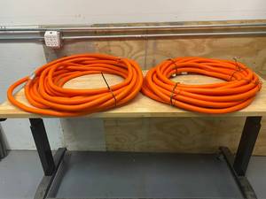 Lot of 2 hoses