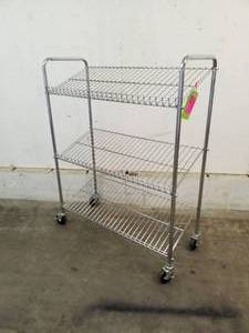 lot 124 image: Rolling Slanted Wire Rack Shelving Unit 3-Tier