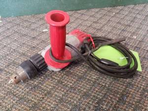 lot 119 image: Milwaukee Heavy Duty 38in. Hammer Drill