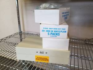 lot 134 image: Key Safe, Snap Hook Key Tags 201 3000 06 WhitePlain 5 Packs