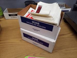 lot 143 image: Uline 4.5x5.5in. Thank You Packing List Envelope 1MCT S-11193