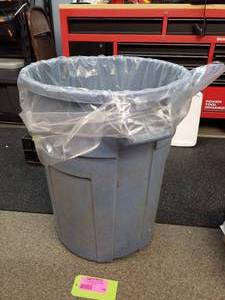 lot 149 image: Plastic Garbage Can