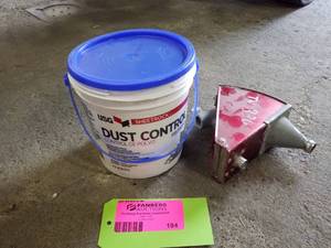 lot 194 image: USG Sheetrock Dust Control Joint Compound 3.5qt. Pail, Concord Tool Company Machining Tool 750015