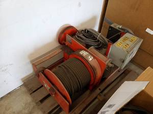 lot 171 image: Thern Electric Cable Winch