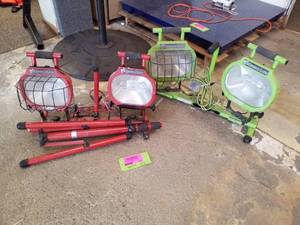 lot 192 image: Lot of (2) Commercial Electric Dual Head Shop Lights with Tripod Mount