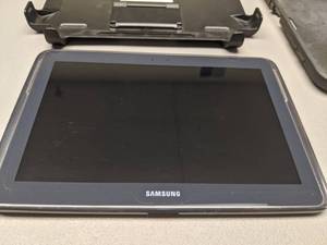 lot 205 image: Samsung Galaxy Note 10.1 Tablets with Otterbox Case