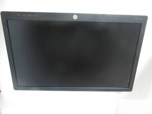 lot 50 image: HP 23 in LCD Monitor