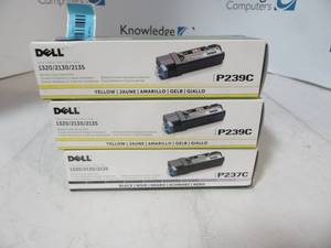 lot 80 image: Lot of 3 Dell P239C Toner cartridges