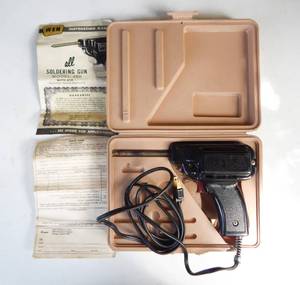 lot 27 image: Vintage 1975 Wen All Soldering Gun with Automatic Thermal Regulation