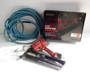 lot 3 image: Tool Shop 3.5 Inch Clipped Head Framing Nailer