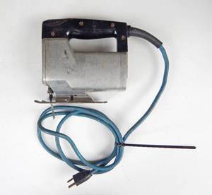 lot 50 image: Vintage Stanley 2 Speed Sabre Saw